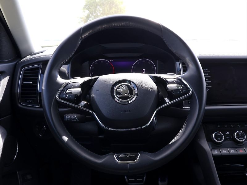 Škoda Kodiaq 2,0 TDI 147kW L&K 4x4 DSG DPH - fotka 20 z 43