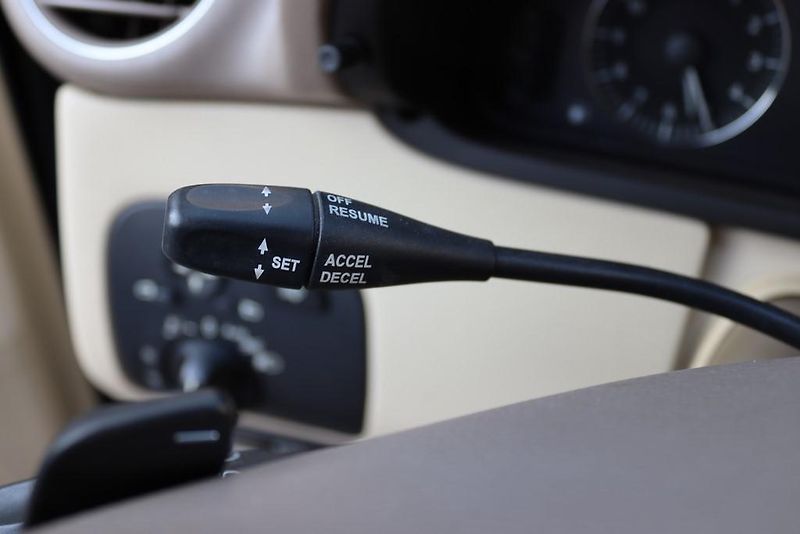Mercedes-Benz CLK 550 AMG CABRIO 285kW - fotka 27 z 50