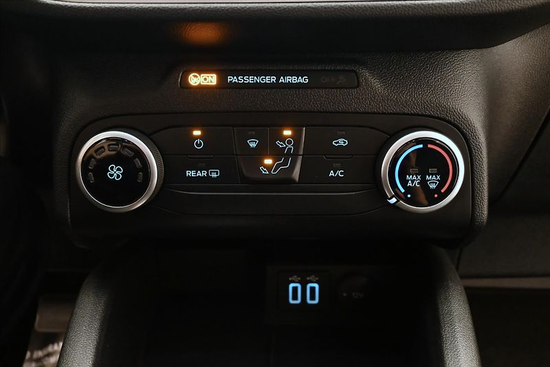 Ford Kuga 1,5 EcoBlue 88 kW AT8 Trend Zá - fotka 20 z 28