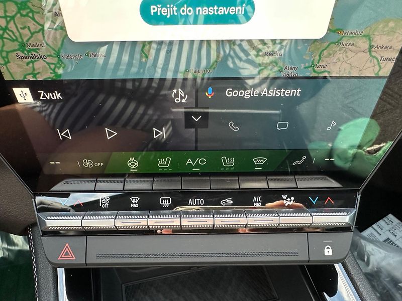 Renault Austral (2026) Techno full hybrid E-Tech 200 - fotka 17 z 37