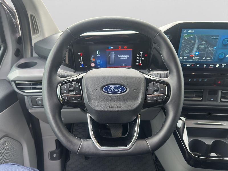 Ford Tourneo Custom (2024) 2,0 EcoBlue 125kW AWD - fotka 8 z 14