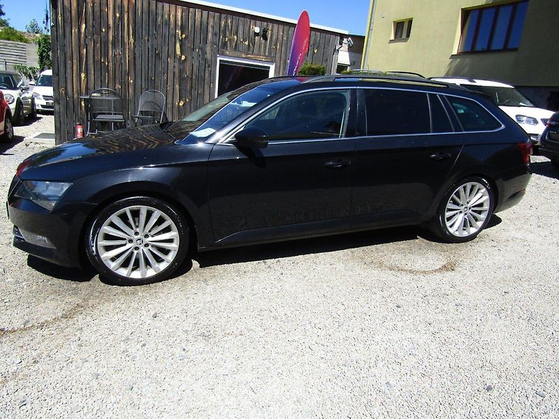 Škoda Superb (2016) 2.0 TDI 140 kW DSG  1.MAJITEL - fotka 2 z 45