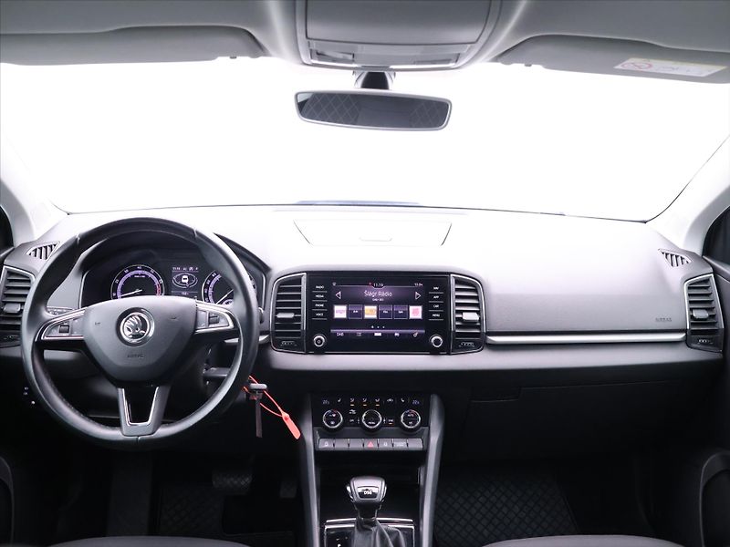 Škoda Karoq 1,5 TSI 110kW DSG CZ Navi LED - fotka 22 z 30