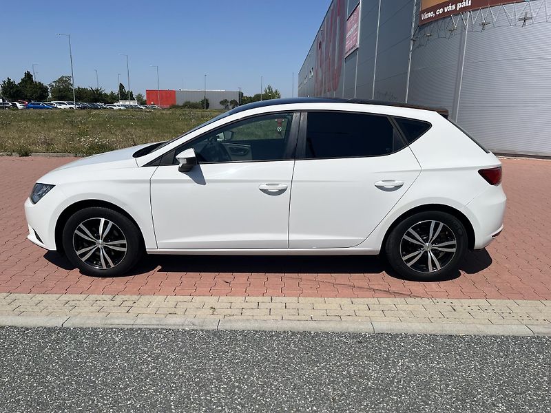 Seat Leon 1.2 TSi  ČR - fotka 8 z 32