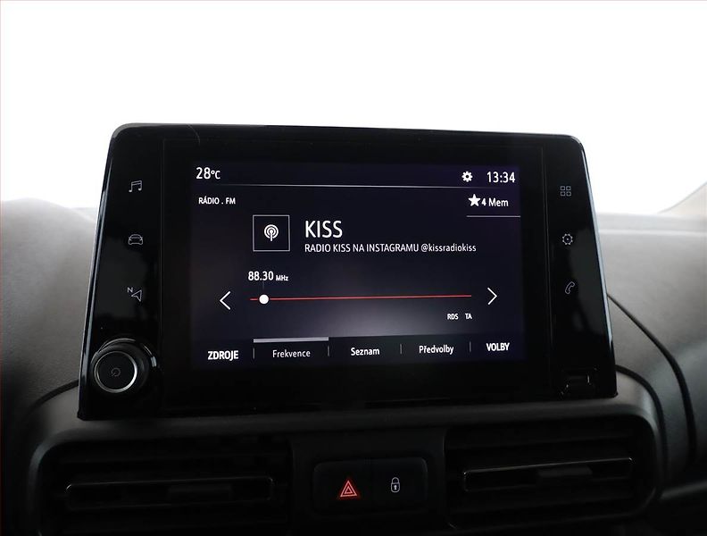 Opel Combo (2020) Enjoy 1.2 Turbo, 5Míst, ČR - fotka 16 z 18