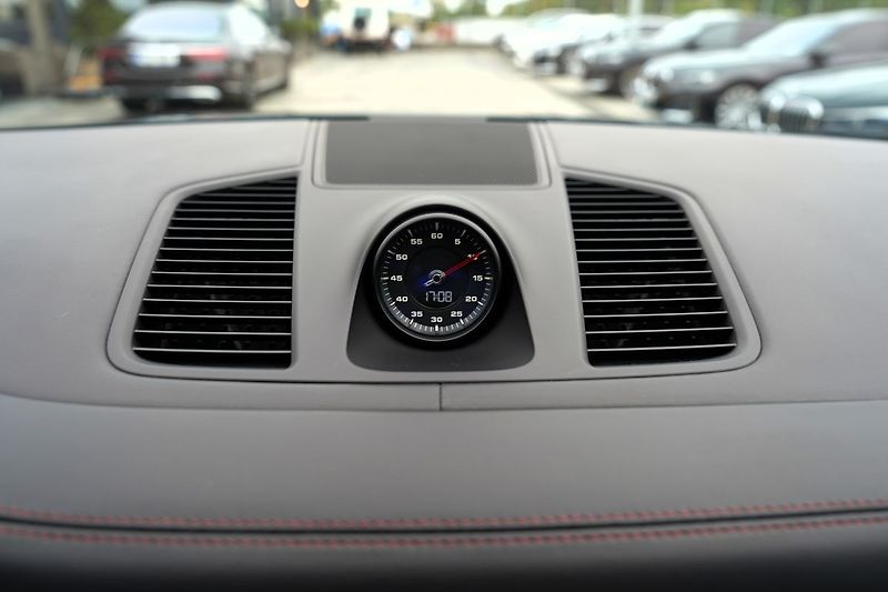 Porsche Cayenne 3.0 V6 Coupé/ČR/1.maj./340Ps - fotka 44 z 47