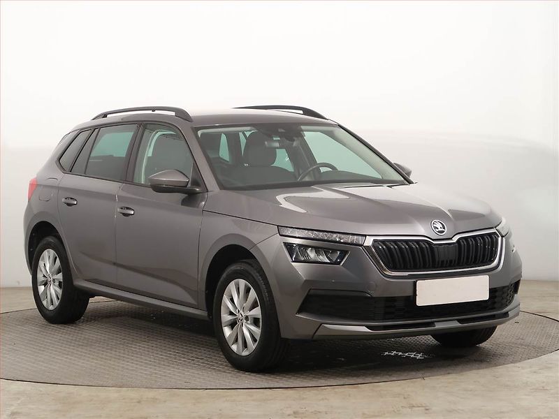 Škoda Kamiq (2022) Ambition 1.0 TSI, Serv.kniha - fotka 1 z 14