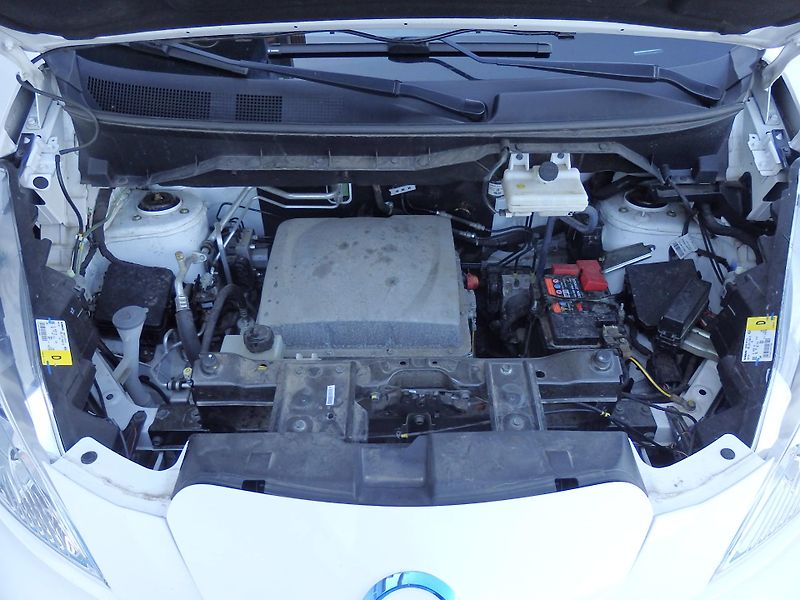 Nissan e-NV200 EVALIA 7 MÍST BATERIE 40kWh - fotka 15 z 24