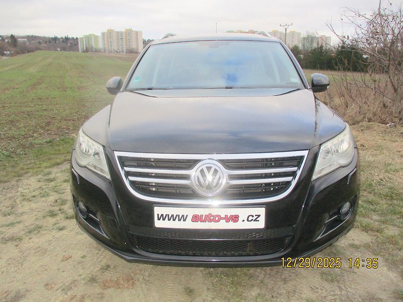 Volkswagen Tiguan 1.4TSi 4x4 VÝHŘEV NEZ.TOPENÍ - fotka 4 z 42