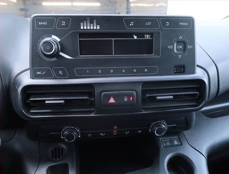 Citroën Berlingo (2021) 1.5 BlueHDi, ČR, 1Maj, DPH - fotka 11 z 13