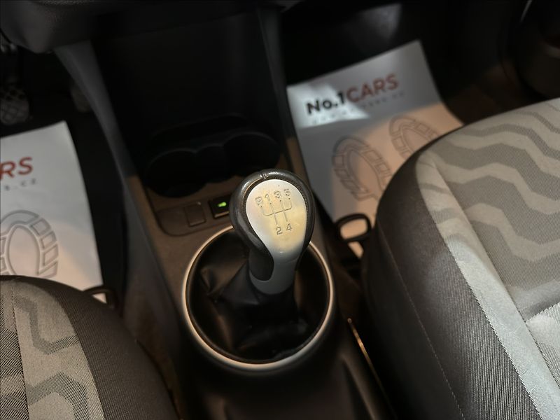 Škoda Fabia 1,2   i KLIMA TEMPOMAT ČIDLA - fotka 14 z 29