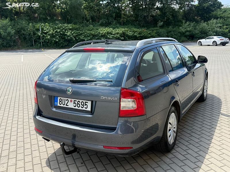 Škoda Octavia (2009) 1.8TSI, 118kw Tažné 1.3T - fotka 5 z 20