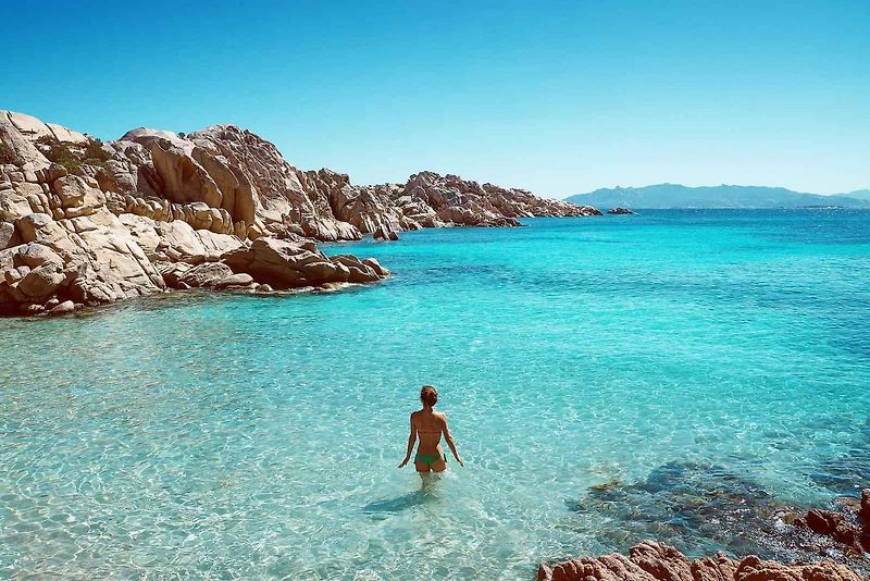 Národní park La Maddalena v italské Sardinii.