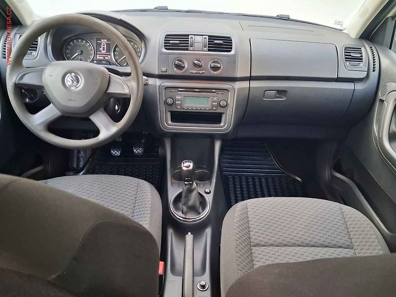 Škoda Fabia (2013) 1.6TDi, ČR, AC, tažné - fotka 8 z 15