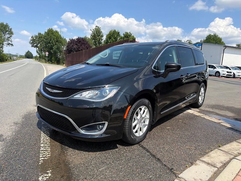 Chrysler Pacifica (2020)  3,6 Pentastar RU L Kůže 2020 - fotka 2 z 20