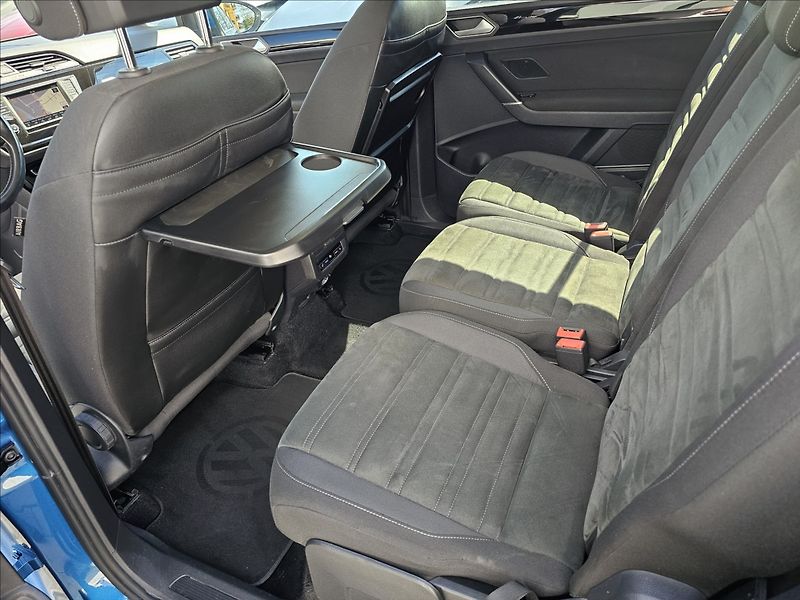 Volkswagen Touran 1,4 TSi 110KW Highline Panoram - fotka 30 z 52