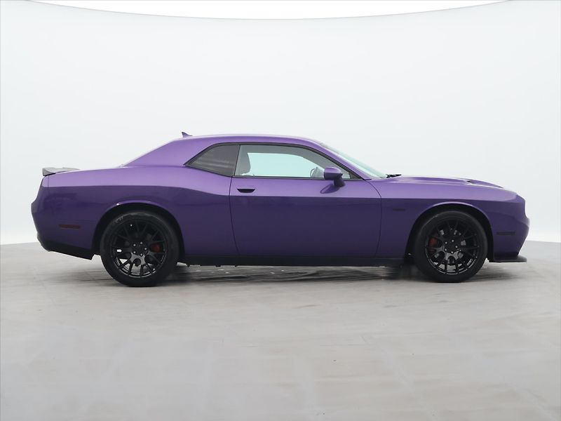 Dodge Challenger 5,7 V8 HEMI 277KW Aut.klima - fotka 8 z 31