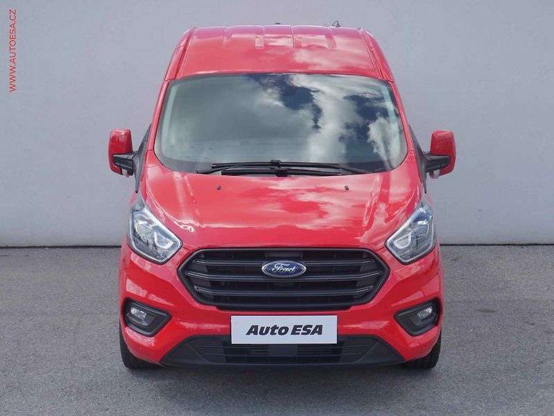 Ford Transit Custom (2019) 2.0TDCi L2H2 5míst, ČR - fotka 2 z 16