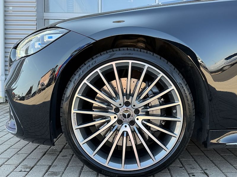 Mercedes-Benz Třídy S 400 d AMG 4MATIC - fotka 26 z 41