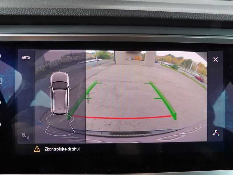 Seat Ateca 1.5TSI DSG Virtual LED Kamera - fotka 10 z 34