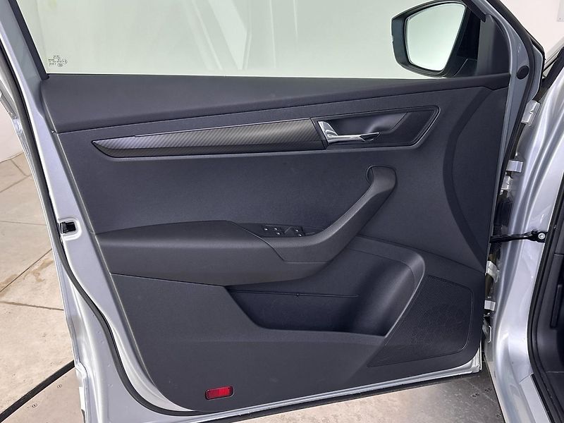 Škoda Karoq SportLine - fotka 13 z 28