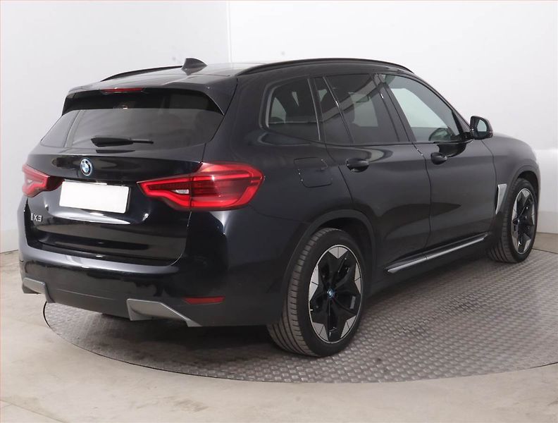 BMW iX3 (2021) Impressive 80 kWh, SoH 95% - fotka 5 z 21