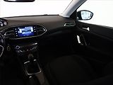 Peugeot 308 (2017) 1.2 PureTech, Navi, Tempomat - náhled 8