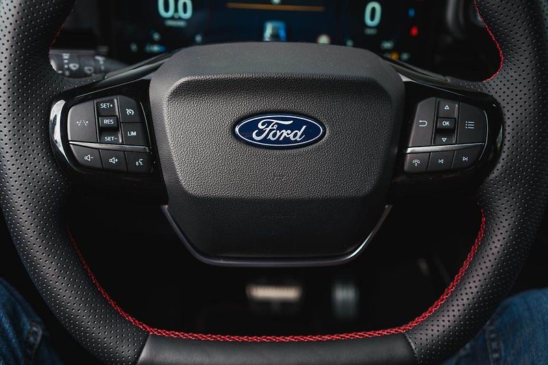 Ford Puma (2025) 1.0 EcoBoost mHEV - fotka 18 z 28