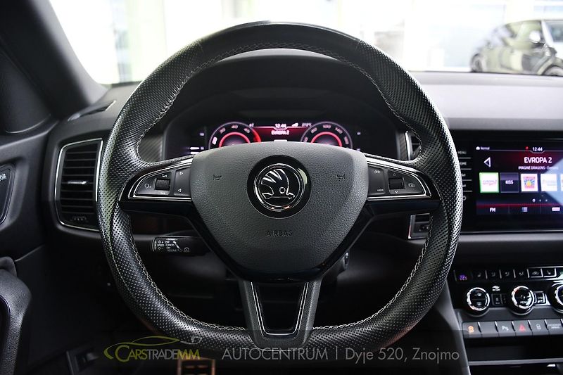 Škoda Kodiaq 2,0TDi SPORTLINE 140KW WEBASTO - fotka 28 z 56