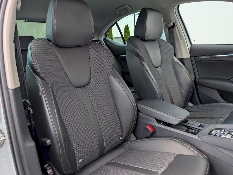 Škoda Octavia (2023) 2,0 TDI / 110 kW DSG Style - fotka 26 z 30