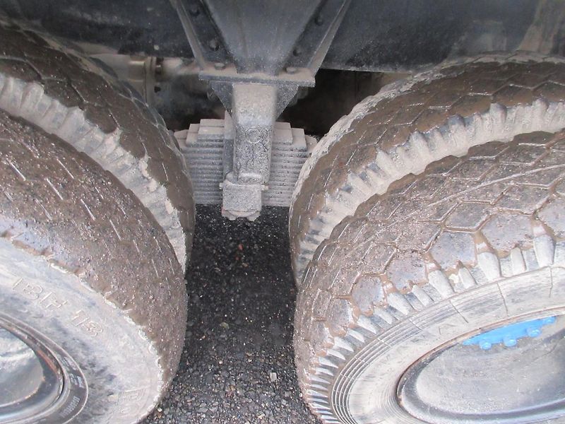 Tatra Ostatní 148 cisternový vůz - fotka 14 z 15
