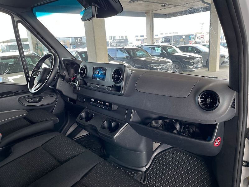 Mercedes-Benz Sprinter 319 CDI L3H2 140kw 1.Maj DPH - fotka 21 z 22