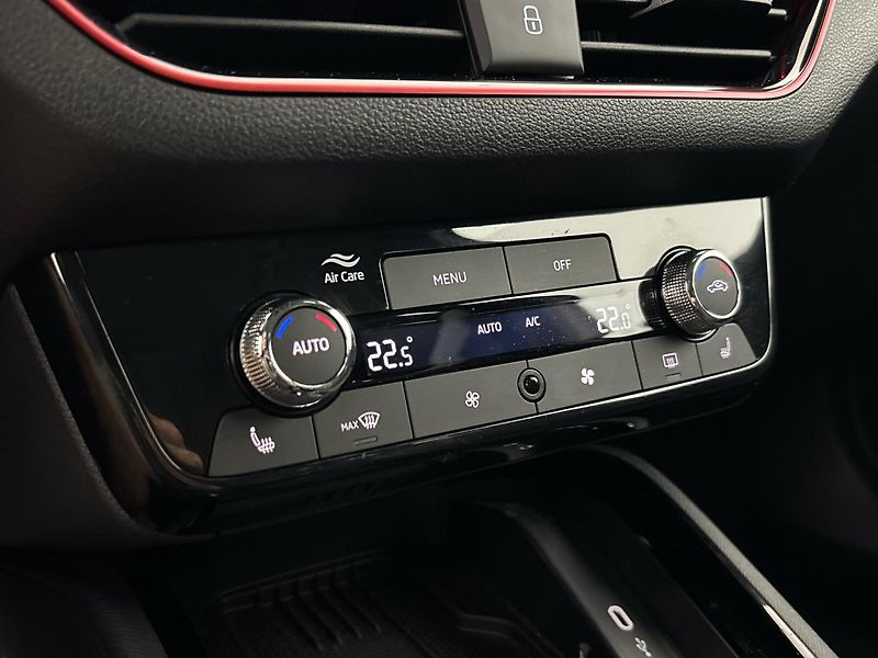 Škoda Scala Monte Carlo DSG - fotka 19 z 28
