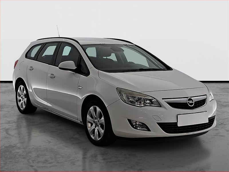 Opel Astra (2011) 2.0 CDTI, nová STK, Tažné - fotografie inzerátu