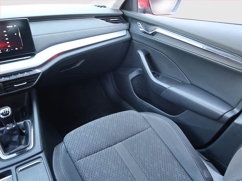 Škoda Octavia (2021) 2.0 TDI, Serv.kniha, Tempomat - fotka 8 z 17