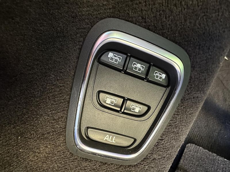 Renault Espace (2016) 1.6DCi/118Kw * 7.Míst *AUTOMAT - fotka 37 z 43