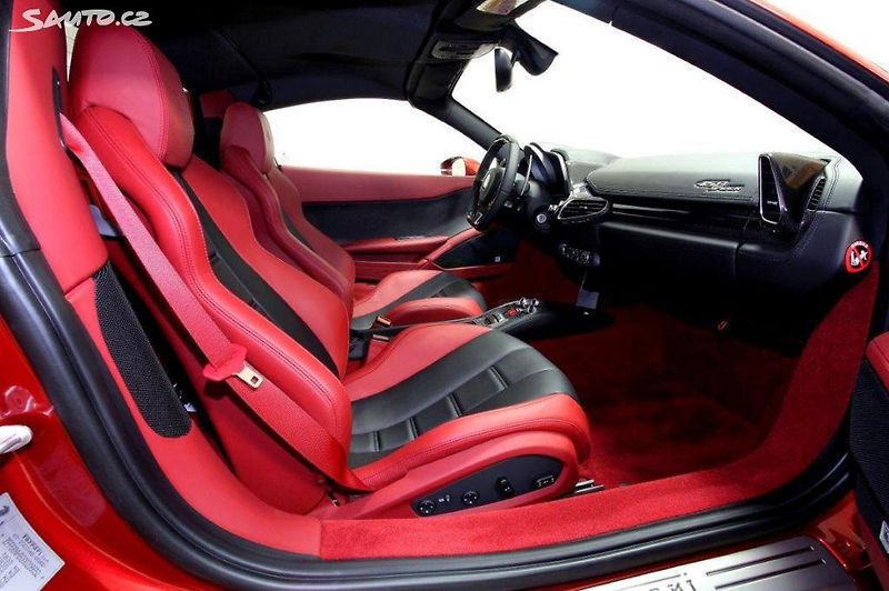 Ferrari 458 Spider Nové ! Top Výbava LIFT - fotka 17 z 33