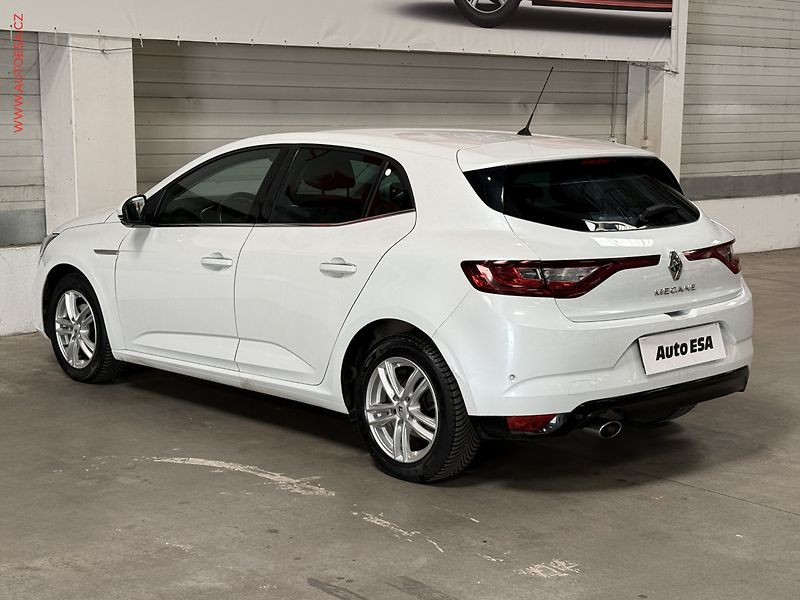 Renault Mégane (2017) 1.2TCe, Navi, AC - fotka 4 z 17