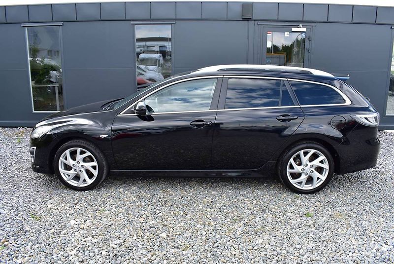 Mazda 6 2,5 16V    SPORT+,BOSE,1.M,TOP - fotka 2 z 22