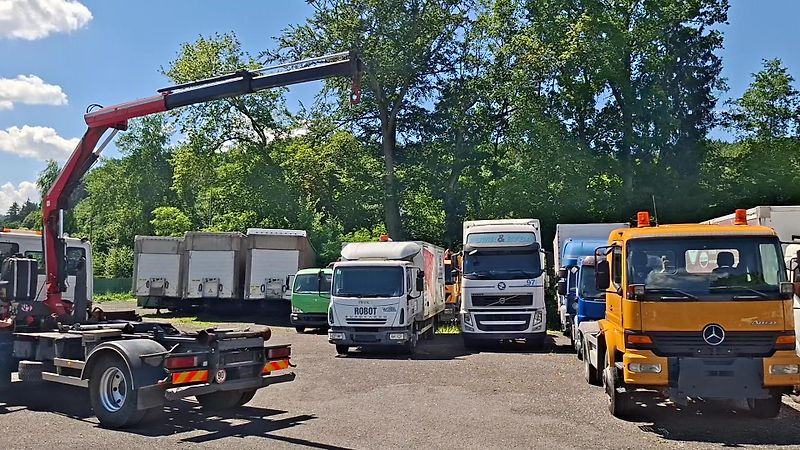 Iveco Eurocargo (2010) ML14E22 KONTEJNER+RUKA - fotka 19 z 25