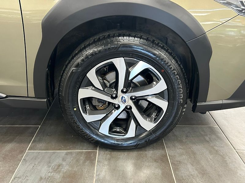 Subaru Outback (2022) 2.5 TOURING 2022 | Záruka - fotka 8 z 53