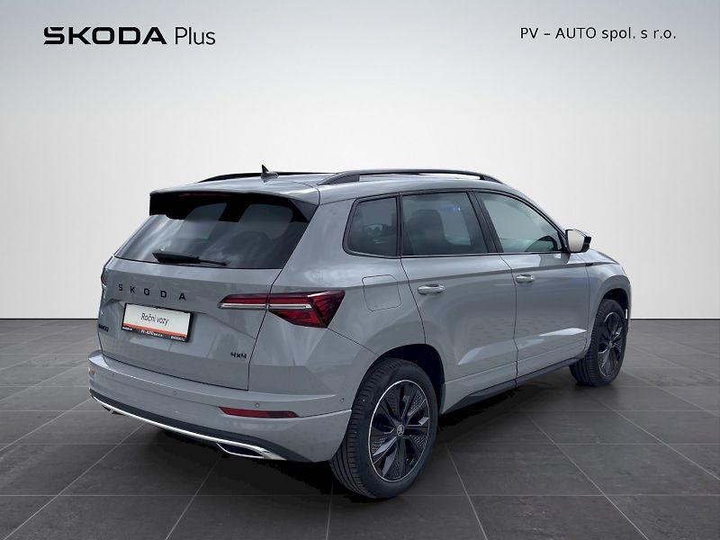 Škoda Karoq (2025) Sportline 2.0 TDI 110kW 4x4 DS - fotka 2 z 35