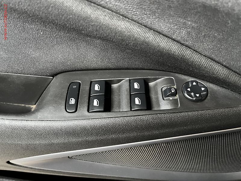 Opel Crossland X (2018) 1.2, ČR, servis.kniha, AC - fotka 12 z 15