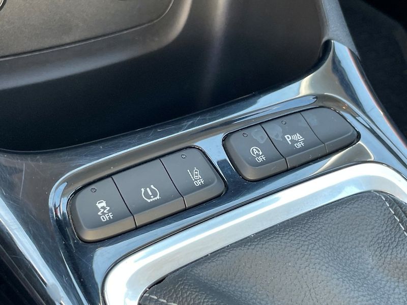 Opel Crossland X Enjoy 1,2 Turbo, ČR, 1. maj - fotka 19 z 33