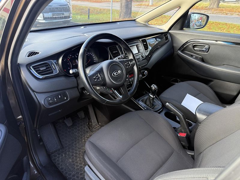 Kia Carens 1.7CRDi Exclusive - fotka 4 z 9