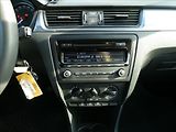 Škoda Rapid 1,6 TDi 66kW 2x kola,klima,ČR - náhled 20