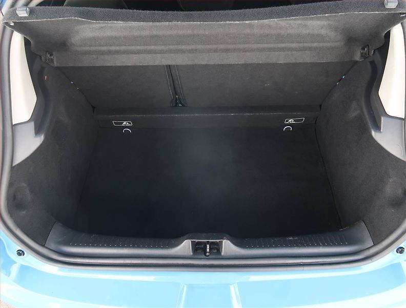 Renault Clio (2015) 1.2 16V, nová STK, jezdí dobře - fotka 13 z 16
