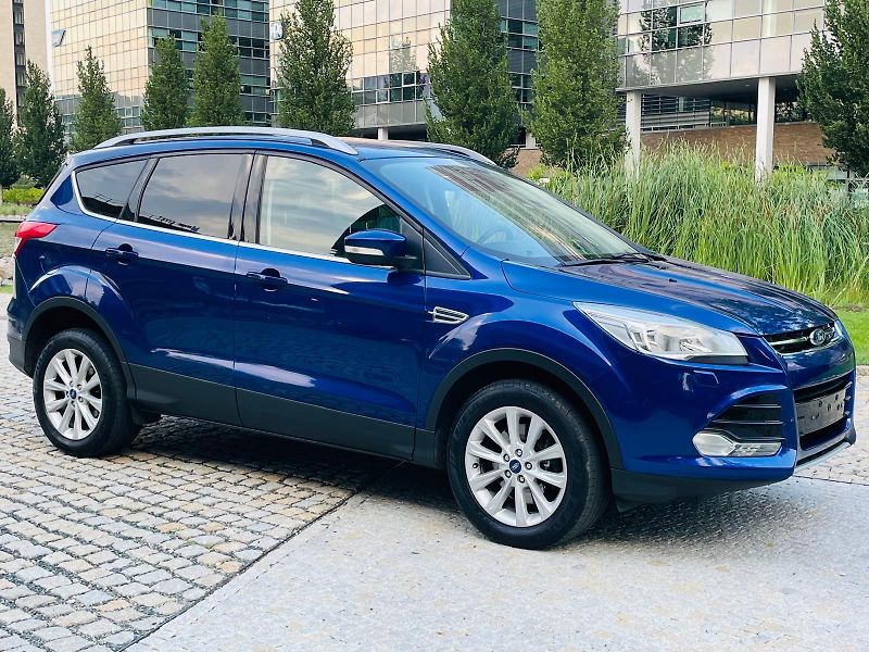 Ford Kuga 2.0TDCi MANUÁL SERVISKA TAŽNÉ  - fotka 9 z 46