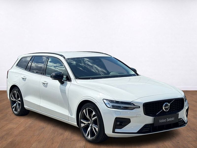 Volvo V60 PLUS DARK B4,FULL LED,ACC - fotka 7 z 23