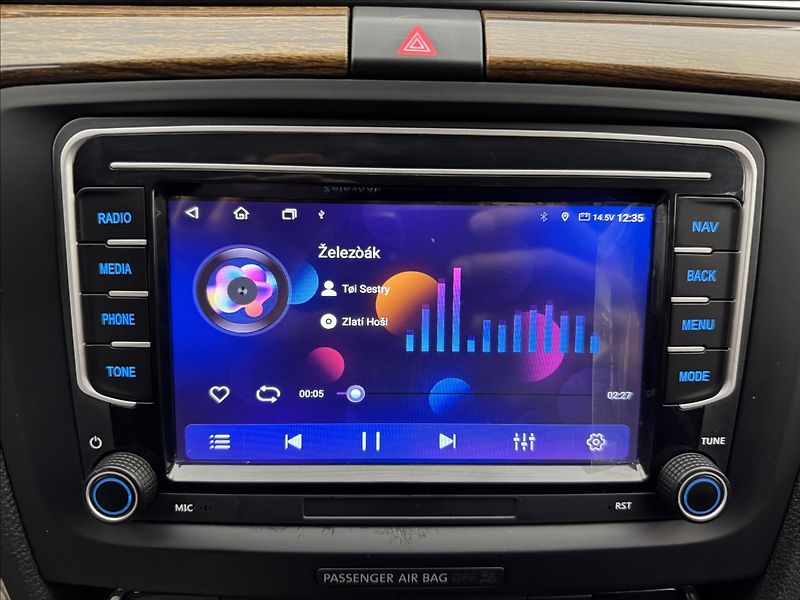 Škoda Superb 2,0 125kW L&K VÝHŘEV TAŽNÉ ČR - fotka 18 z 45